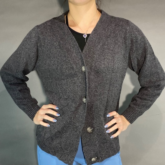 Cabi Grey Oversized Knitted Sweater Size XS - Picture 2 of 5